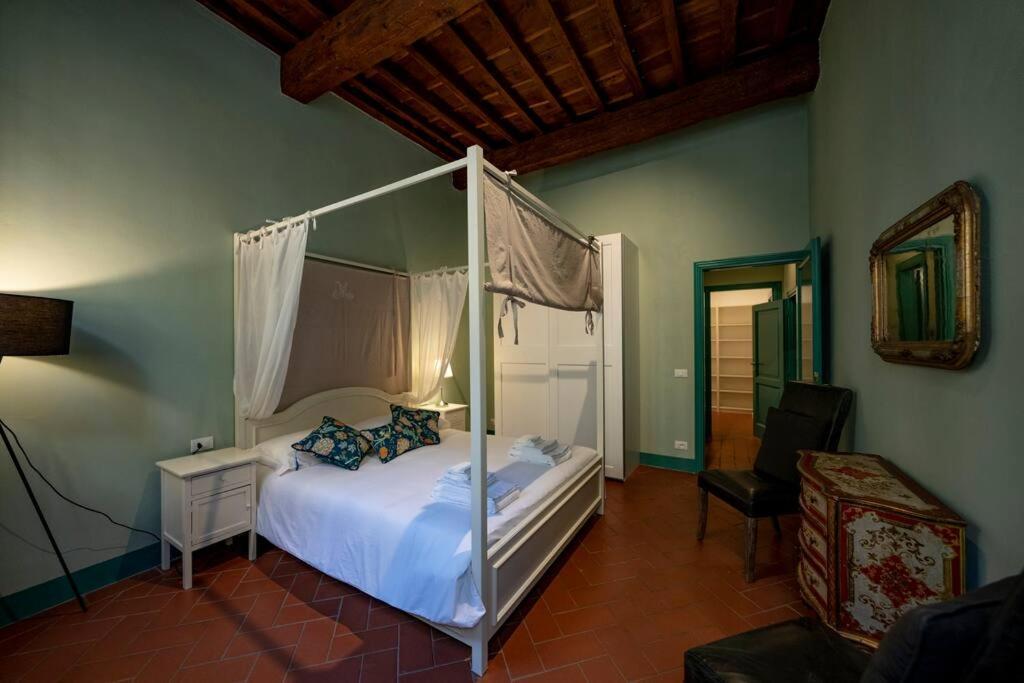 Raffinato Trilocale San Frediano Apartman Firenze Kültér fotó